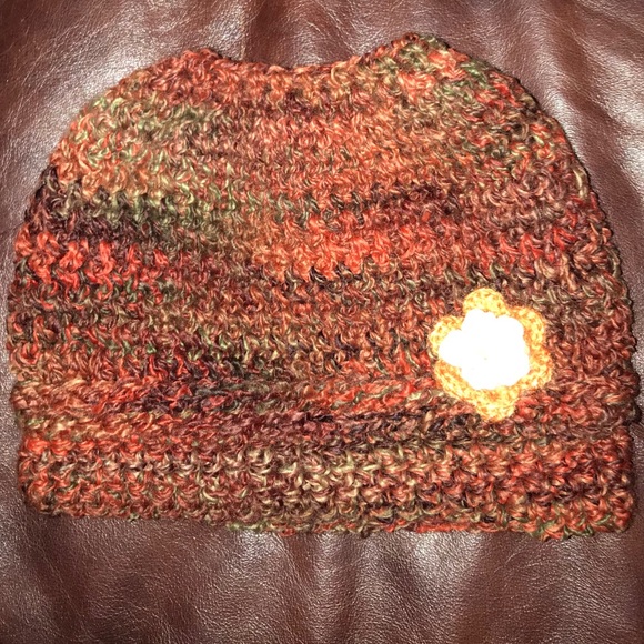 Messy Bun Beanie - Picture 6 of 7